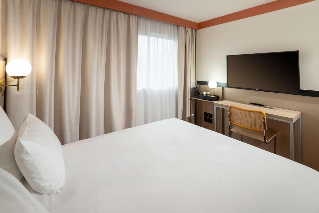 Sure Hotel By Best Western Caen Memorial Екстериор снимка