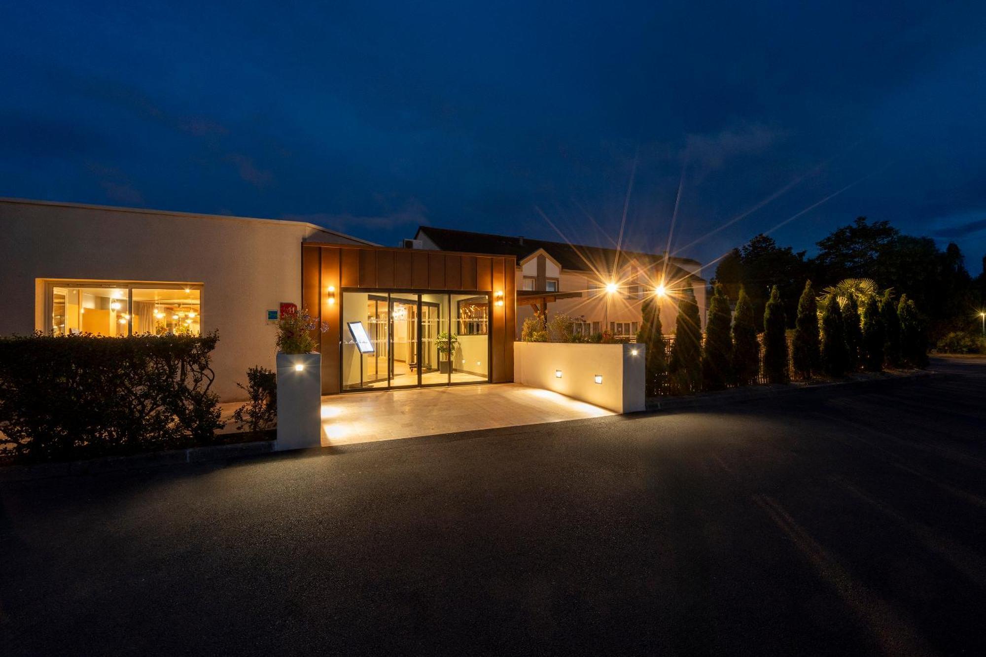 Sure Hotel By Best Western Caen Memorial Екстериор снимка